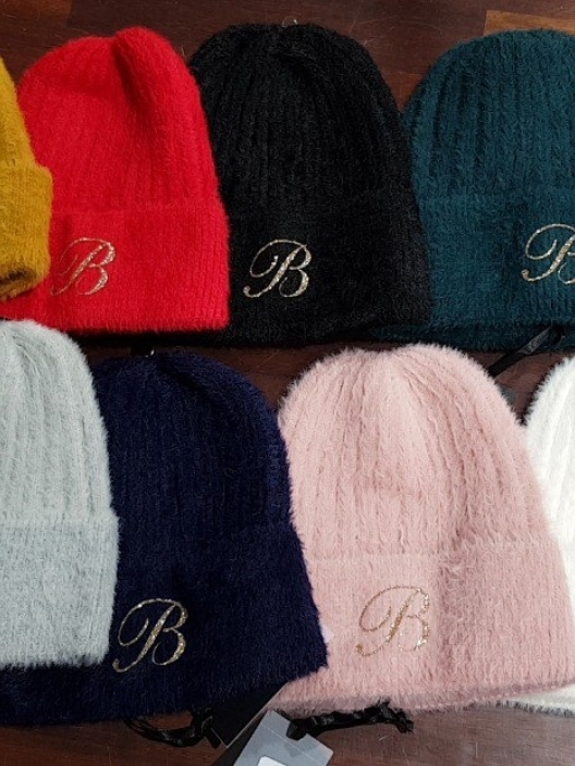 Фото Mondana - Шапки