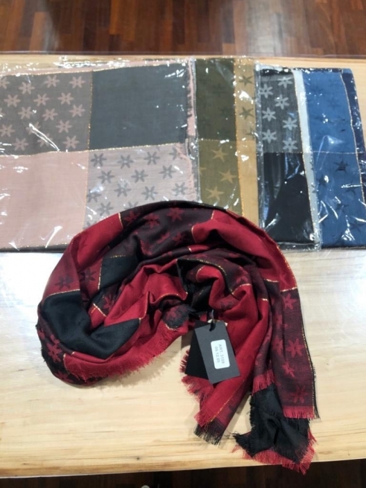 Фото Mondana - Шапки