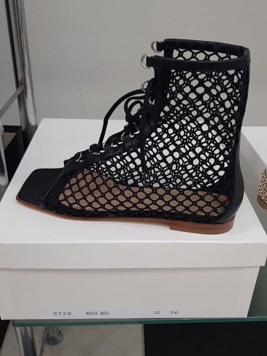 Фото Spazio moda - Обувь