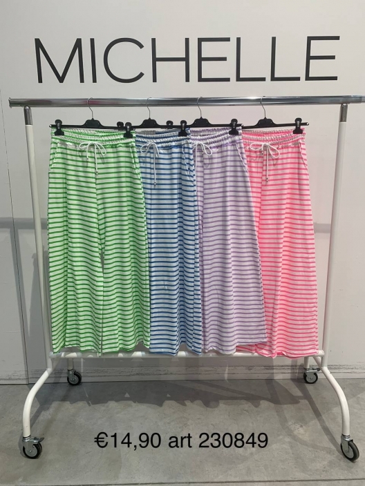 Фото Amelie Follies (Michelle)