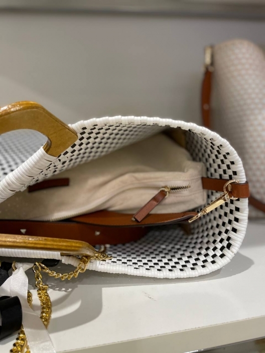 Фото Gil Santucci