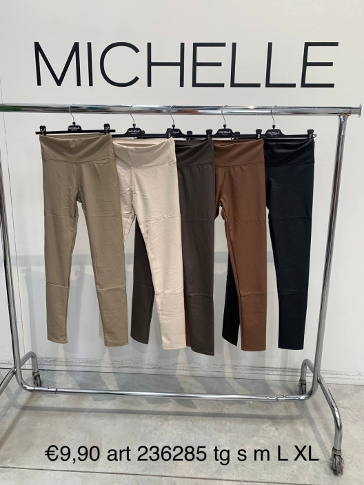 Фото Amelie Follies (Michelle)