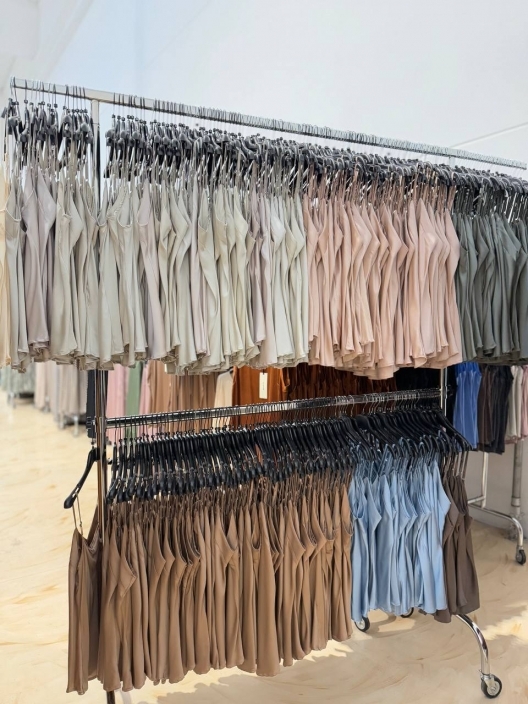 Итальянская одежда, бренд Clothe, арт. 73567667