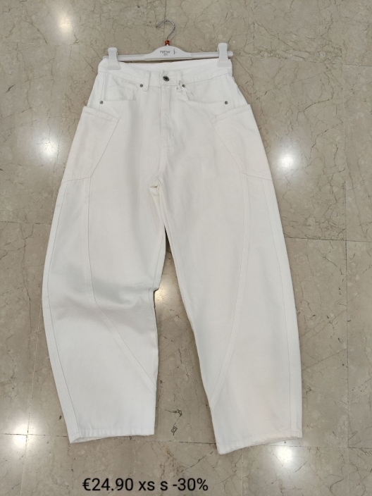 Фото New J