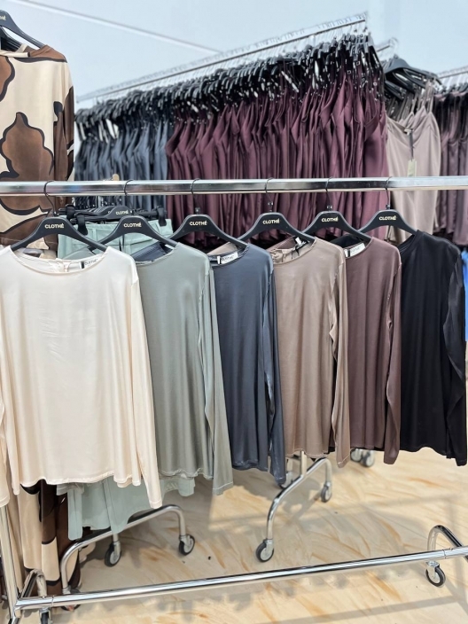 Итальянская одежда, бренд Clothe, арт. 73830581