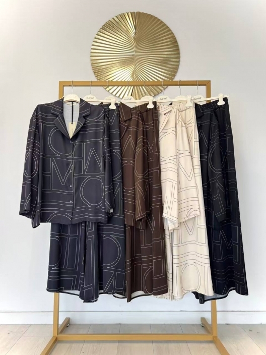 Итальянская одежда, бренд Clothe, арт. 73839078