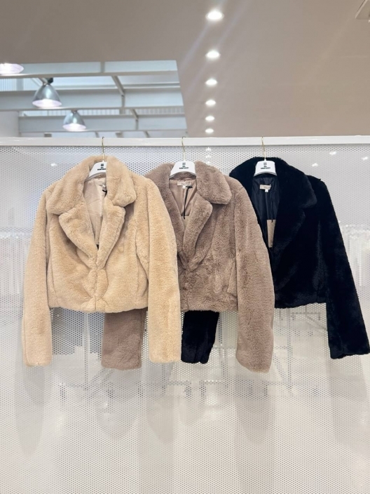 Итальянская одежда, бренд Gil Santucci, арт. 73863824