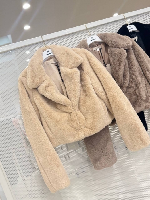 Итальянская одежда, бренд Gil Santucci, арт. 73863825