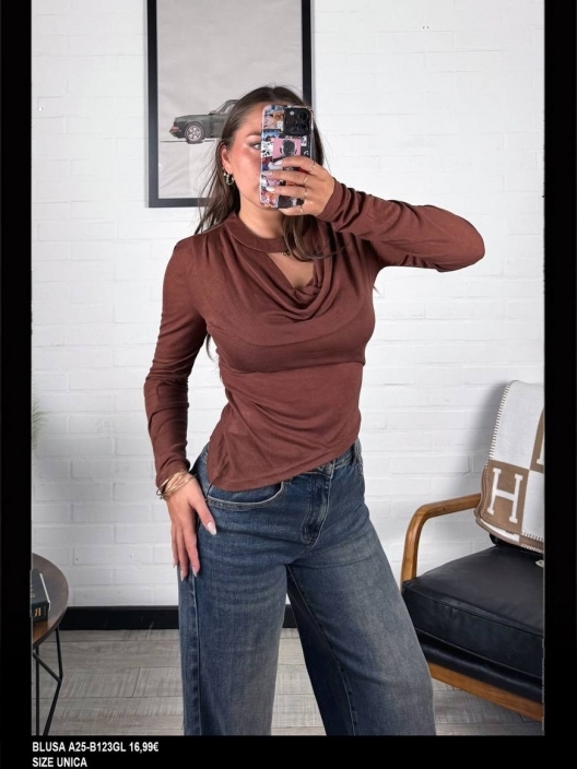 Фото Joleen