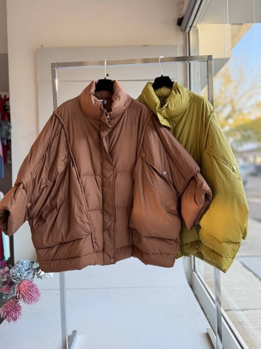 Фото Joie Clair (J-Clair)