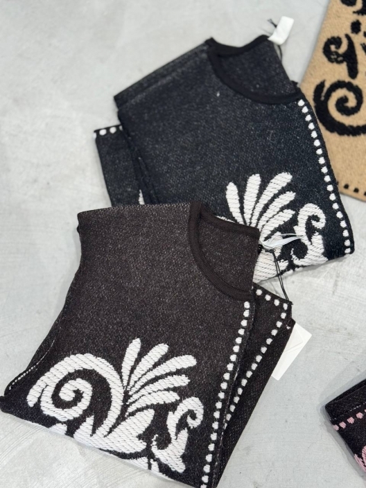 Фото Tensione in