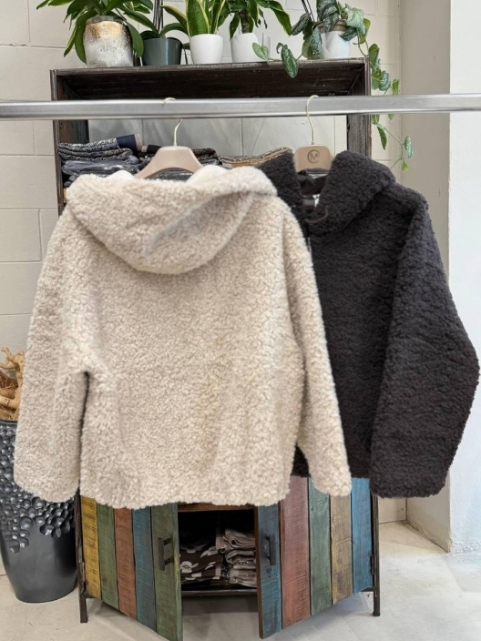 Итальянская одежда, бренд Mey, арт. 73988252