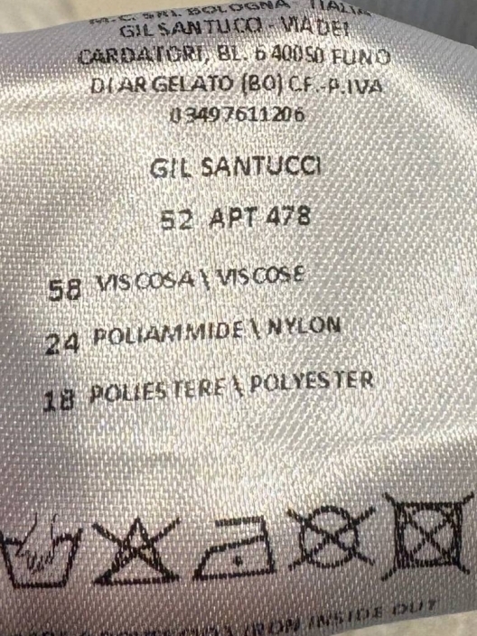 Фото Gil Santucci