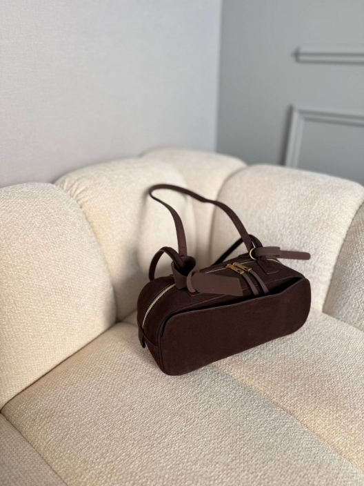 Фото High Garden Сумки