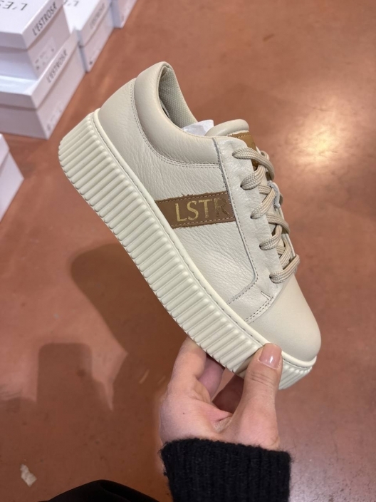 Итальянская одежда, бренд Lestrosa, арт. 74085629