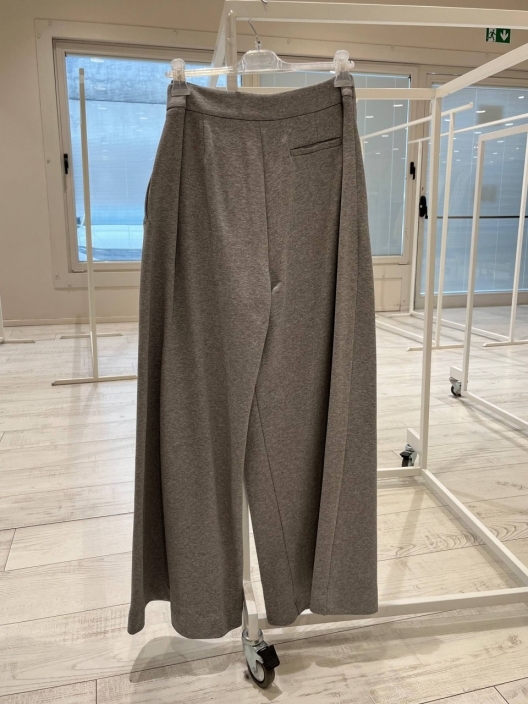 Итальянская одежда, бренд Souvenir, арт. 74087514