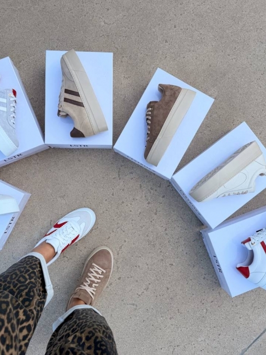 Итальянская одежда, бренд Lestrosa, арт. 74110187