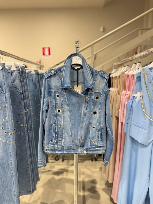 Фото Gil Santucci