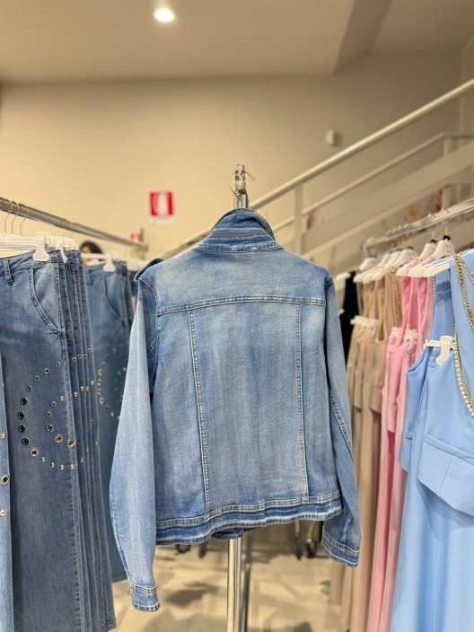 Итальянская одежда, бренд Gil Santucci, арт. 74123111