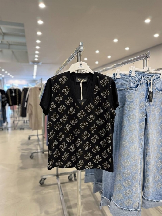 Фото Gil Santucci