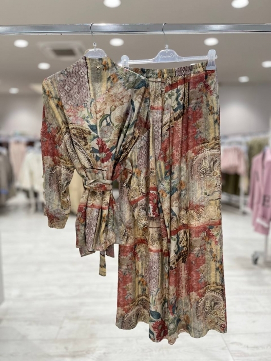 Итальянская одежда, бренд Souvenir, арт. 74202614