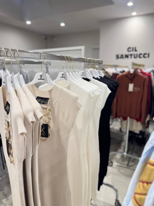 Фото Gil Santucci