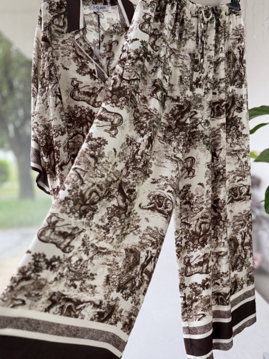 Фото Joie Clair (J-Clair)